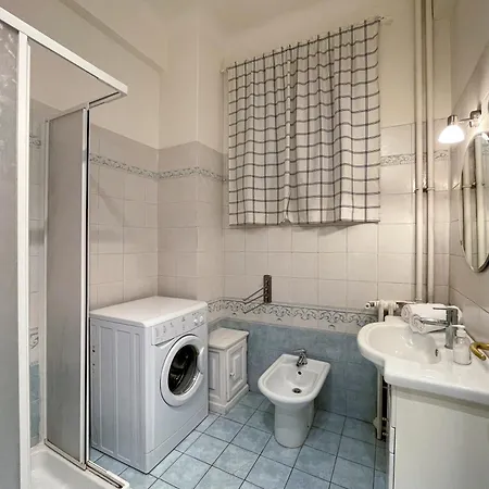 Comte De Luxury 4 Pers Parking Wifi Ac アパート *