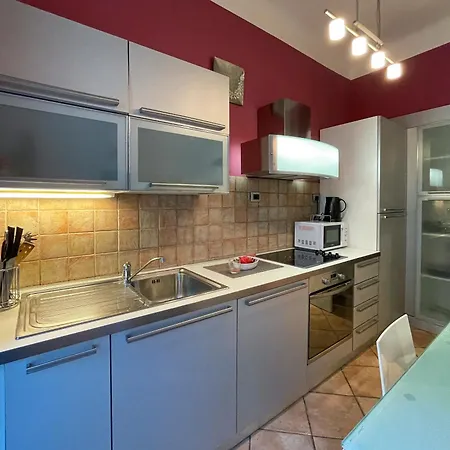 Appartamento Comte De Luxury 4 Pers Parking Wifi Ac *