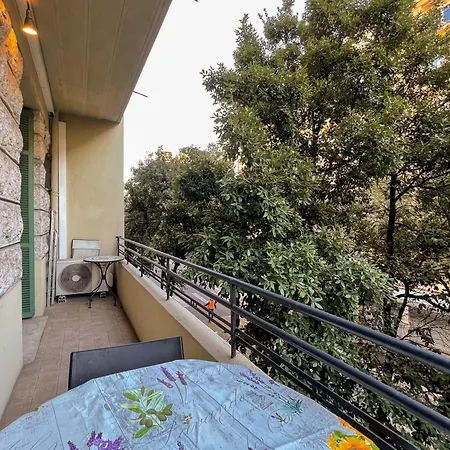 Comte De Luxury 4 Pers Parking Wifi Ac *